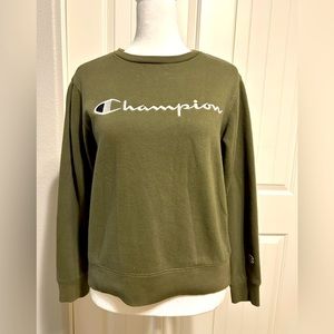 NWOT Olive Green Champion sweatshirt Medium